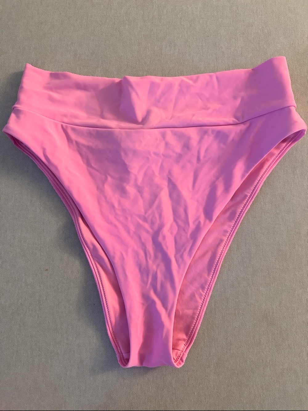 High cut cheeky bottoms